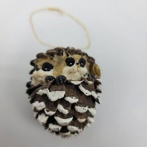 Won Woodland Pinecone Christmas Ornament Raccoons Forest Pine Snow Snowy